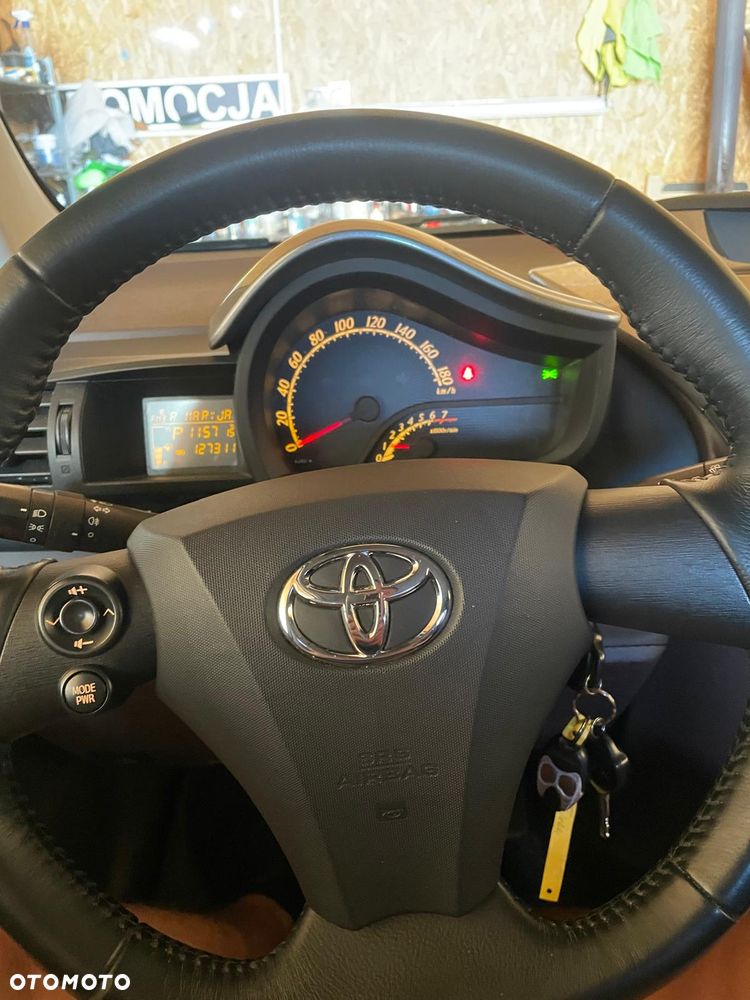 Toyota iQ 1.0 Multidrive + - 11