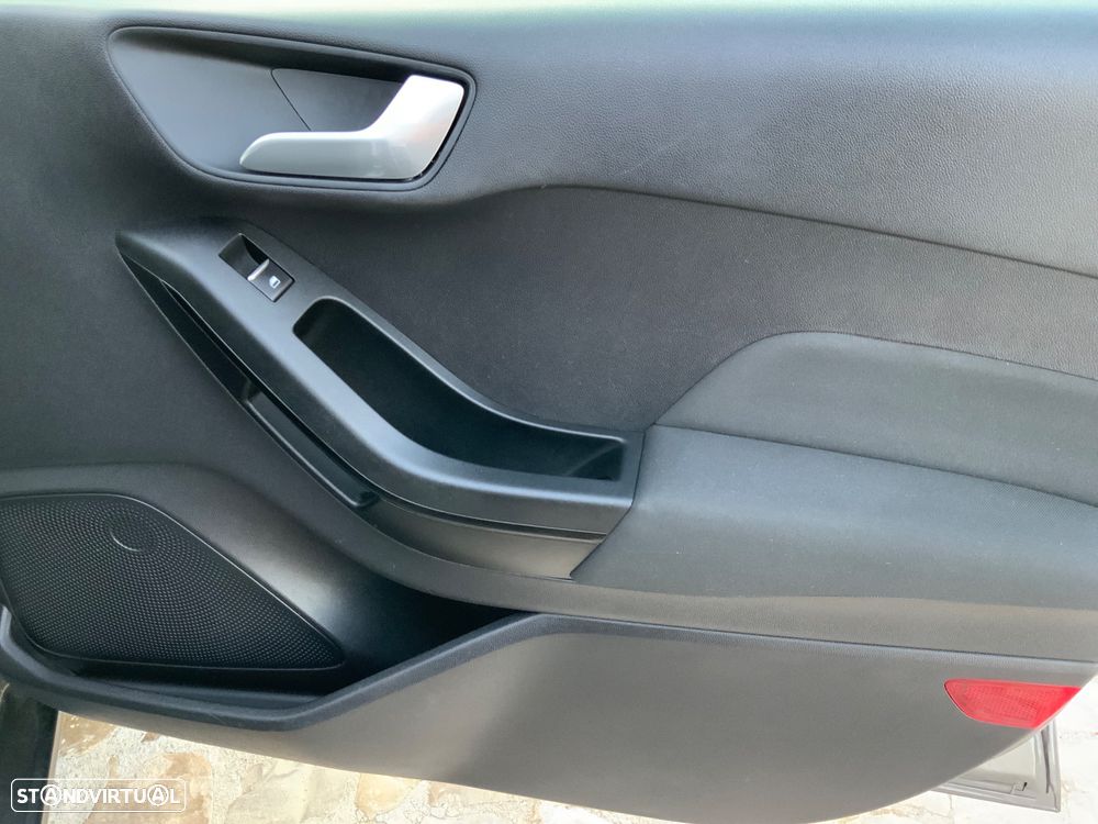 Ford Fiesta 1.1 Ti-VCT Connected - 23