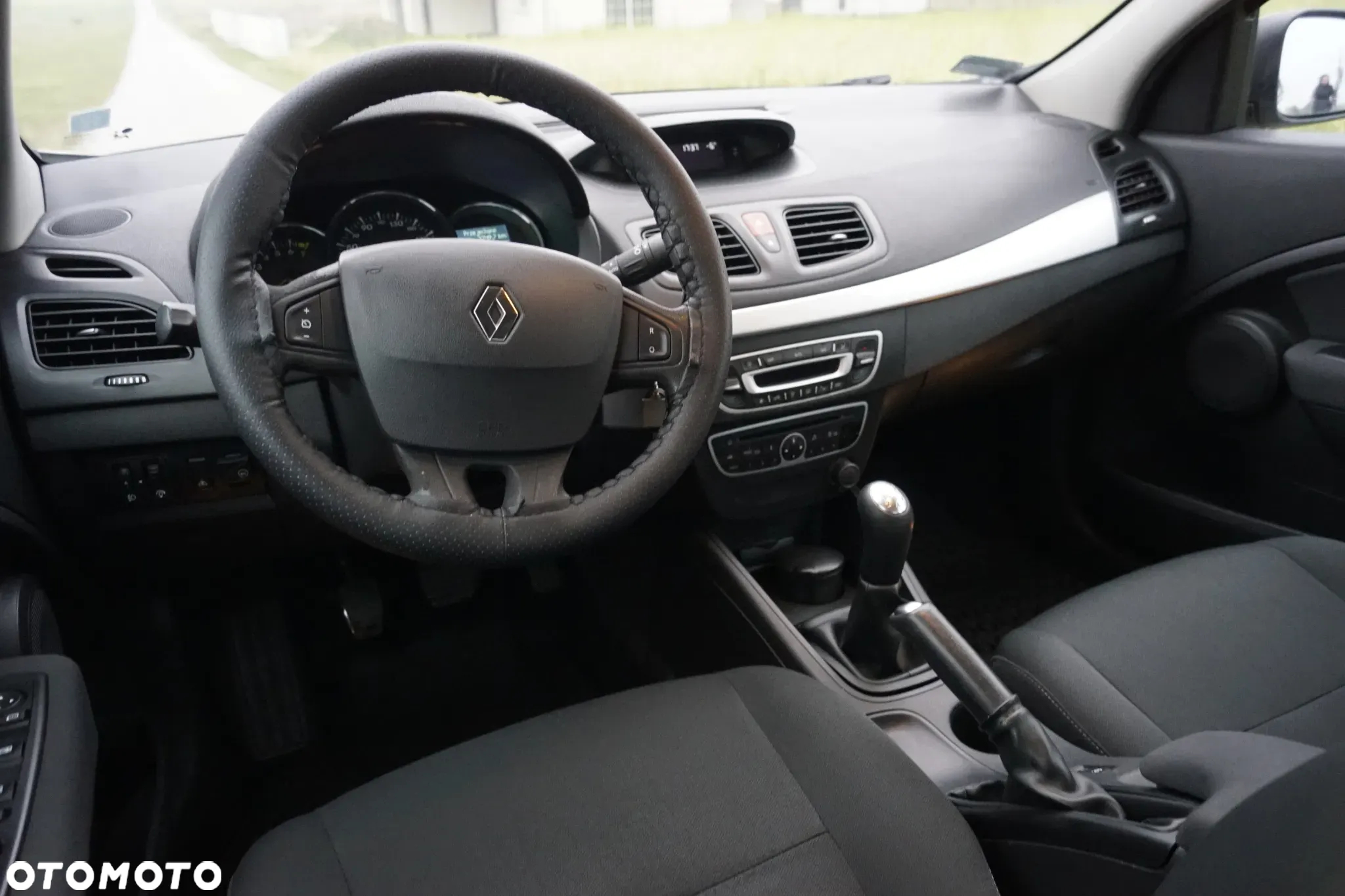 Renault Fluence 1.6 16V Expression Euro5 - 17