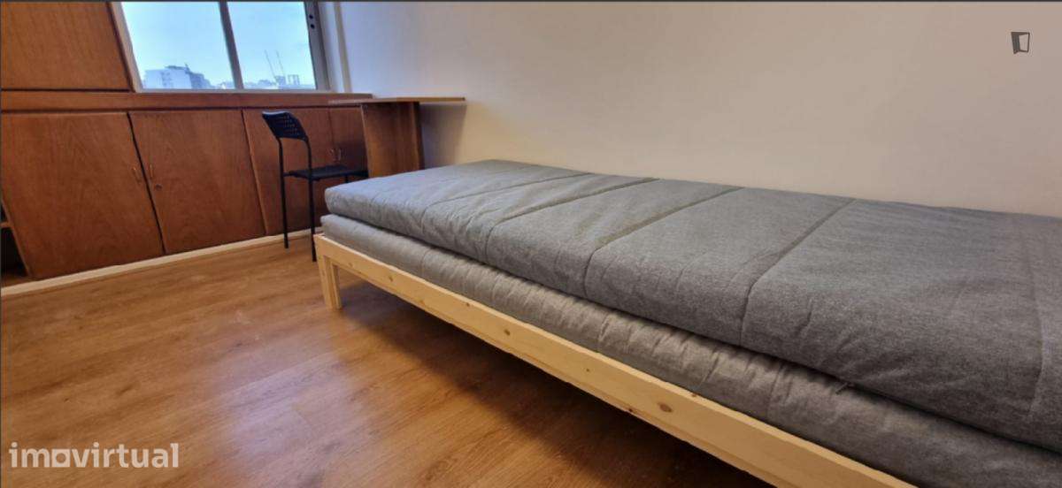 Quarto - localizado em Picoas Lisbon - Grande imagem: 4/13