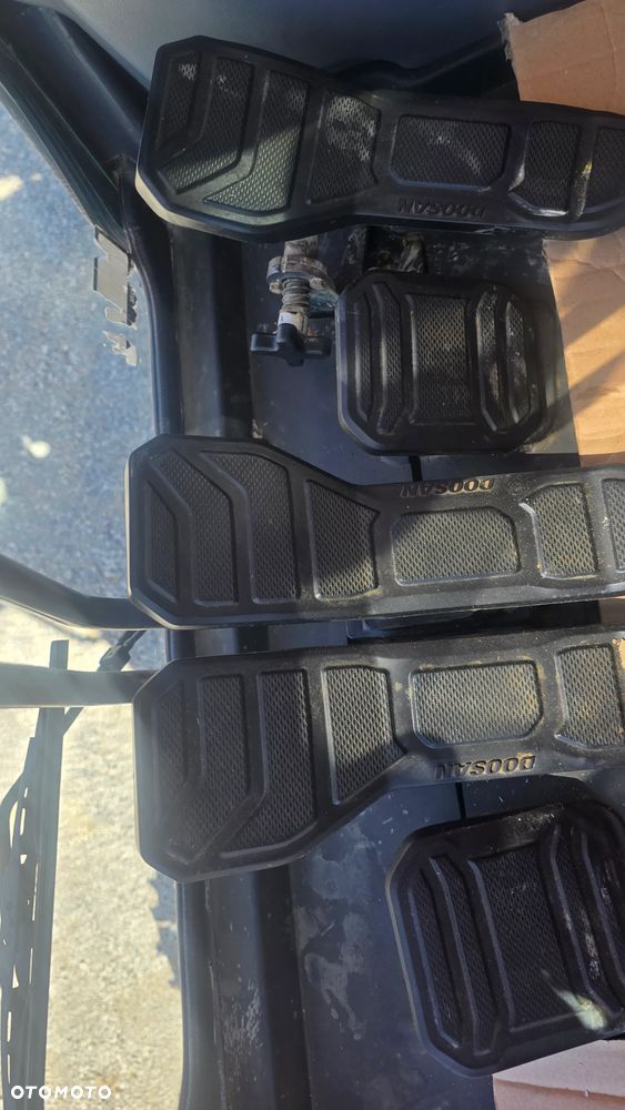 Doosan Dx300 - 17