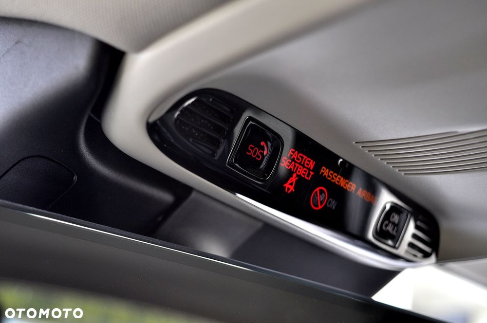 Volvo V60 D3 Geartronic Momentum Pro - 26