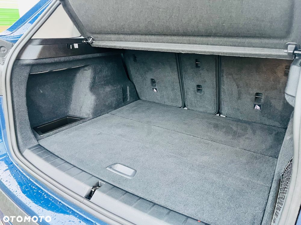 BMW X1 sDrive18d Business Edition - 36