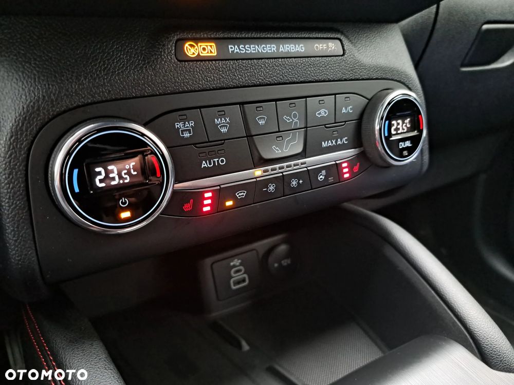 Ford Kuga 2.0 EcoBlue AWD ST-Line X - 38