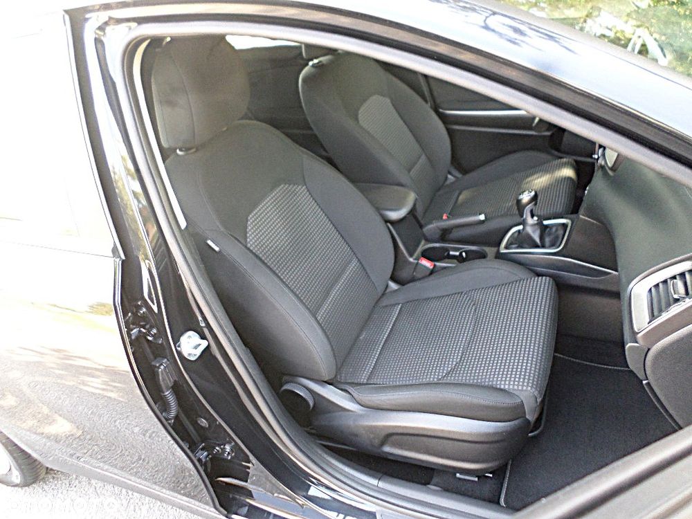 Kia Ceed 1.4 Vision - 24