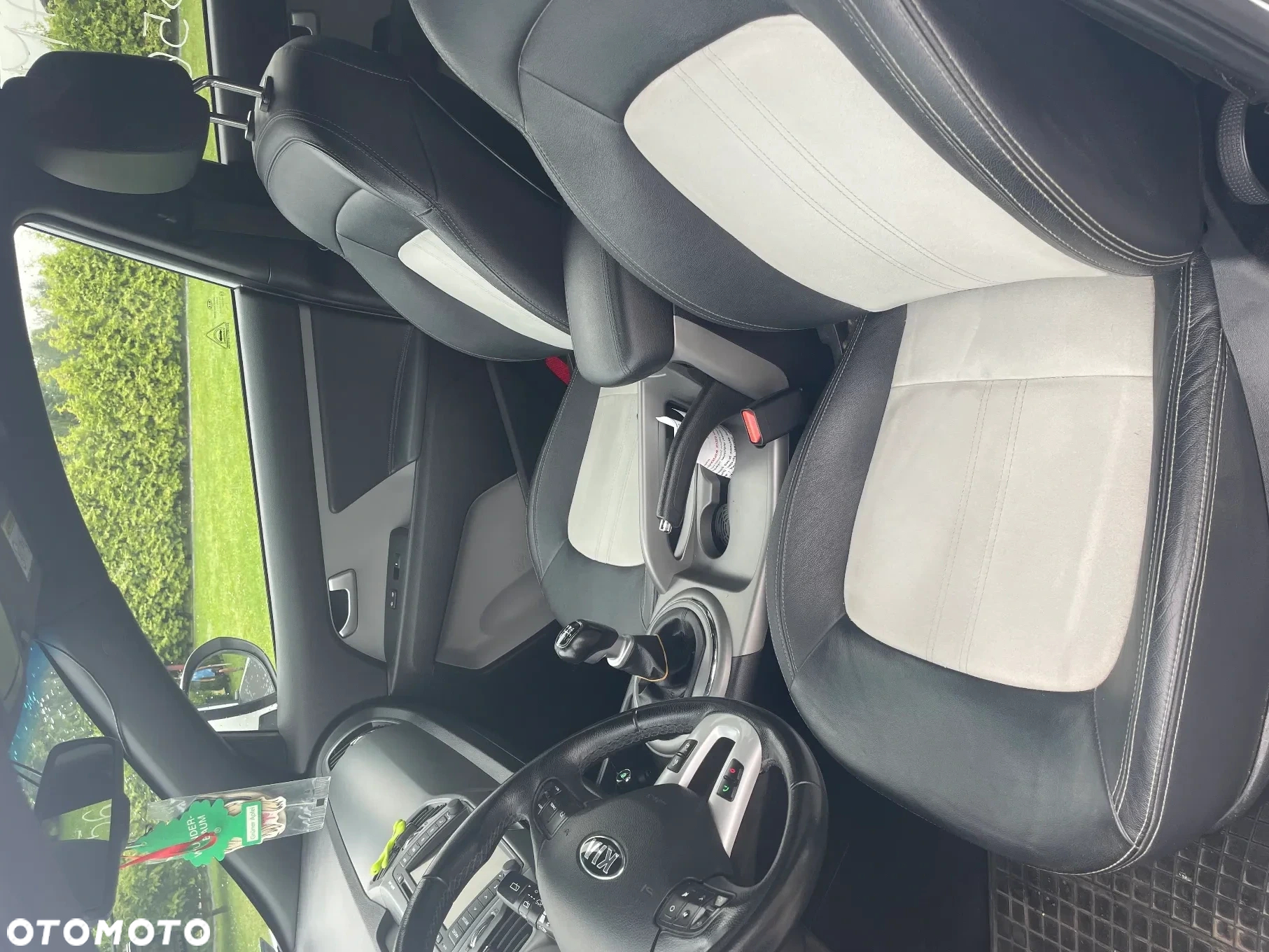 Kia Sportage - 11