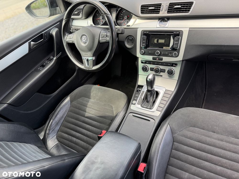 Volkswagen Passat 1.4 TSI DSG BlueMotion Technology Highline - 14