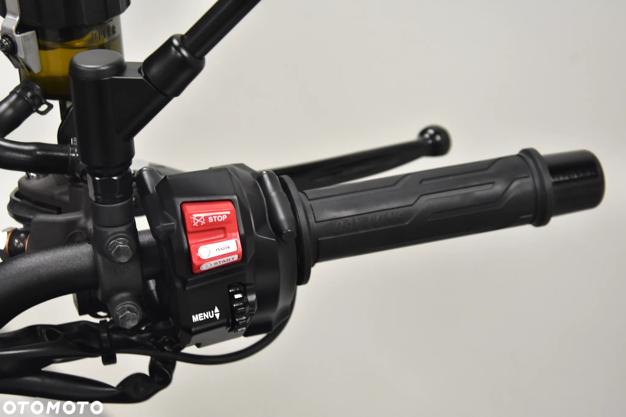 Yamaha MT - 19