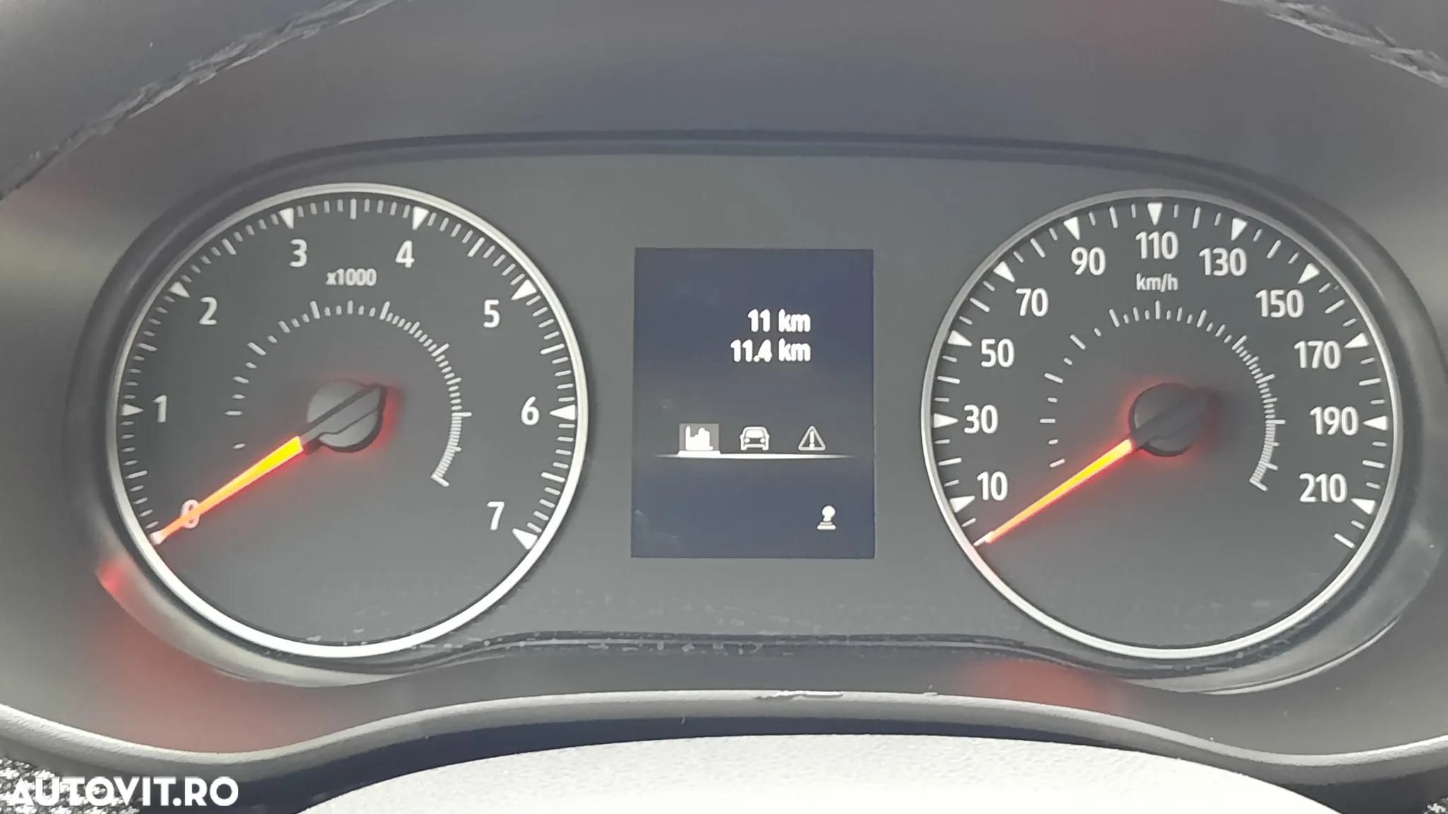 Dacia Logan TCe 90 MT6 Expression - 10