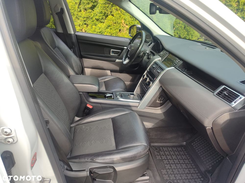 Land Rover Discovery Sport 2.0 Si4 HSE Luxury - 11