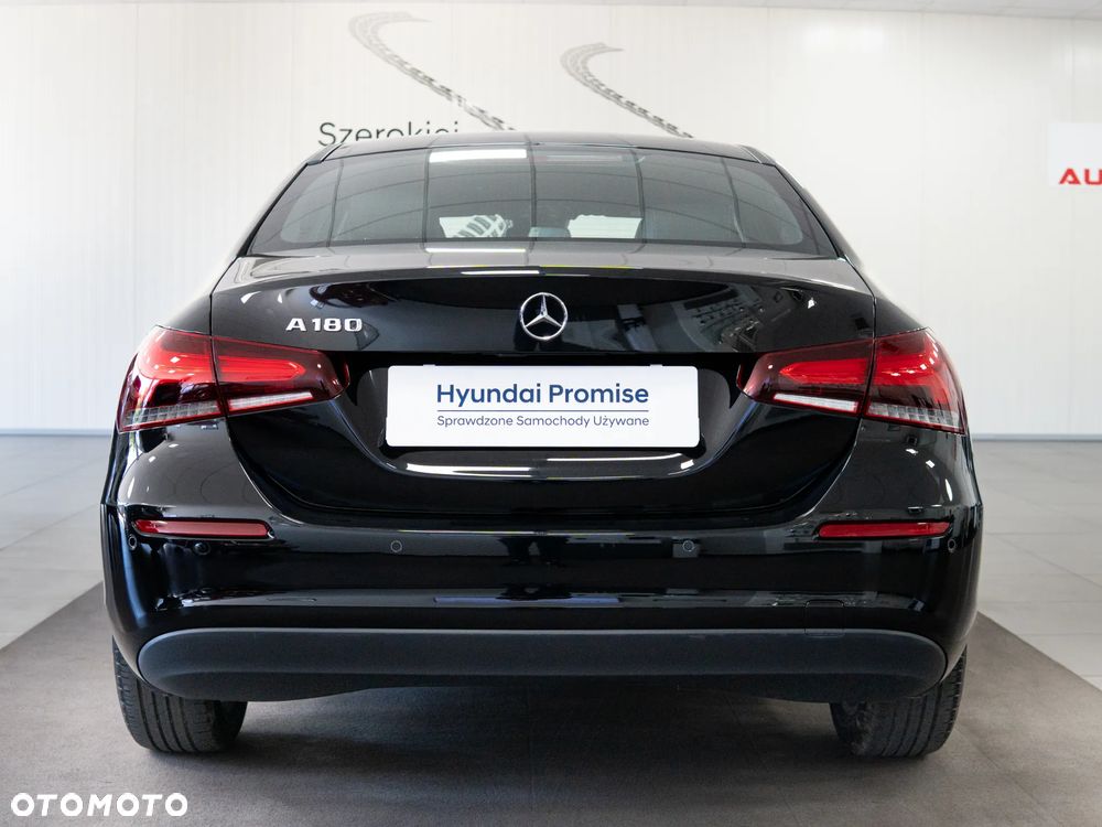 Mercedes-Benz Klasa A 180 Style 7G-DCT - 5