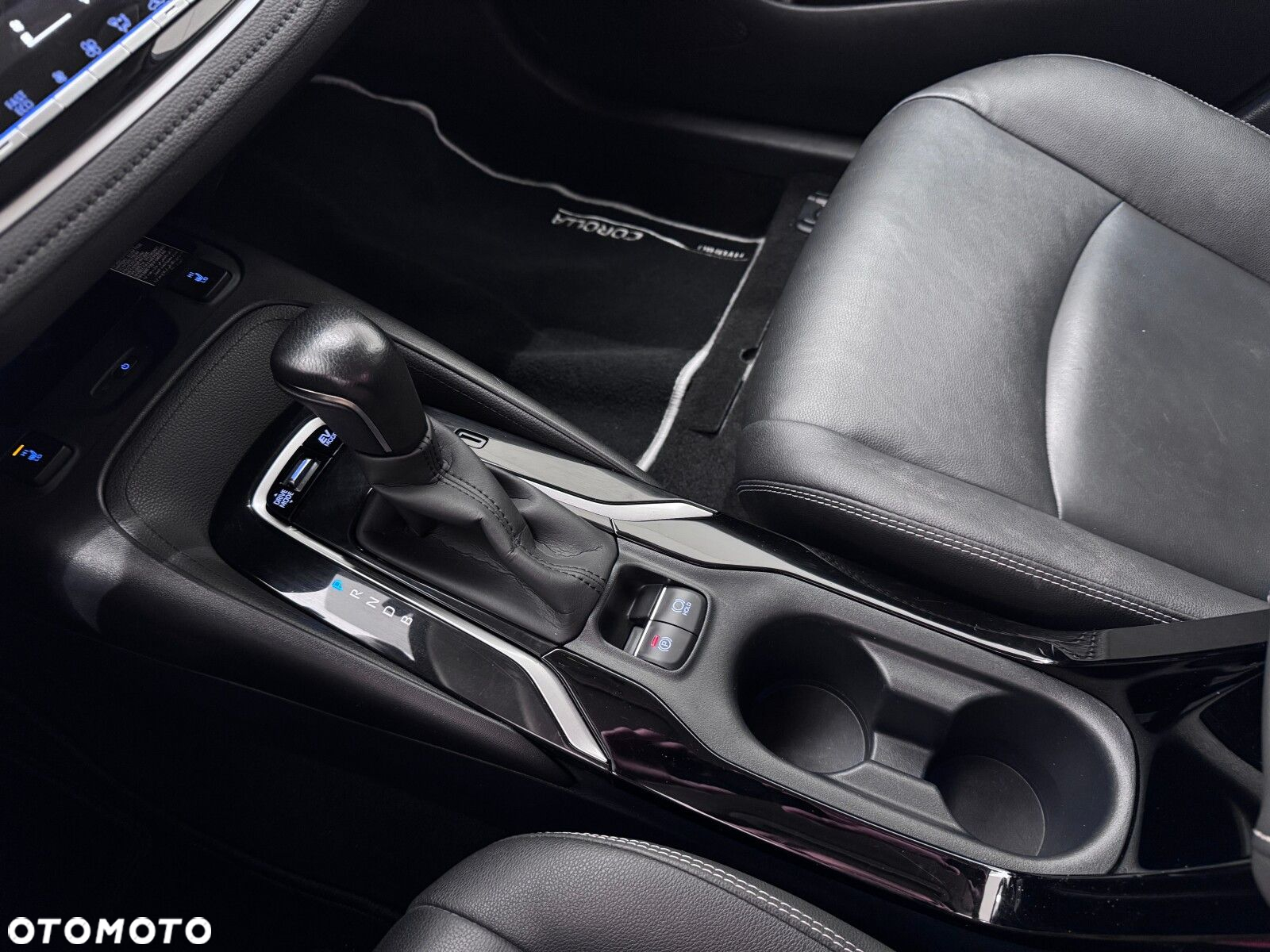 Toyota Corolla - 29