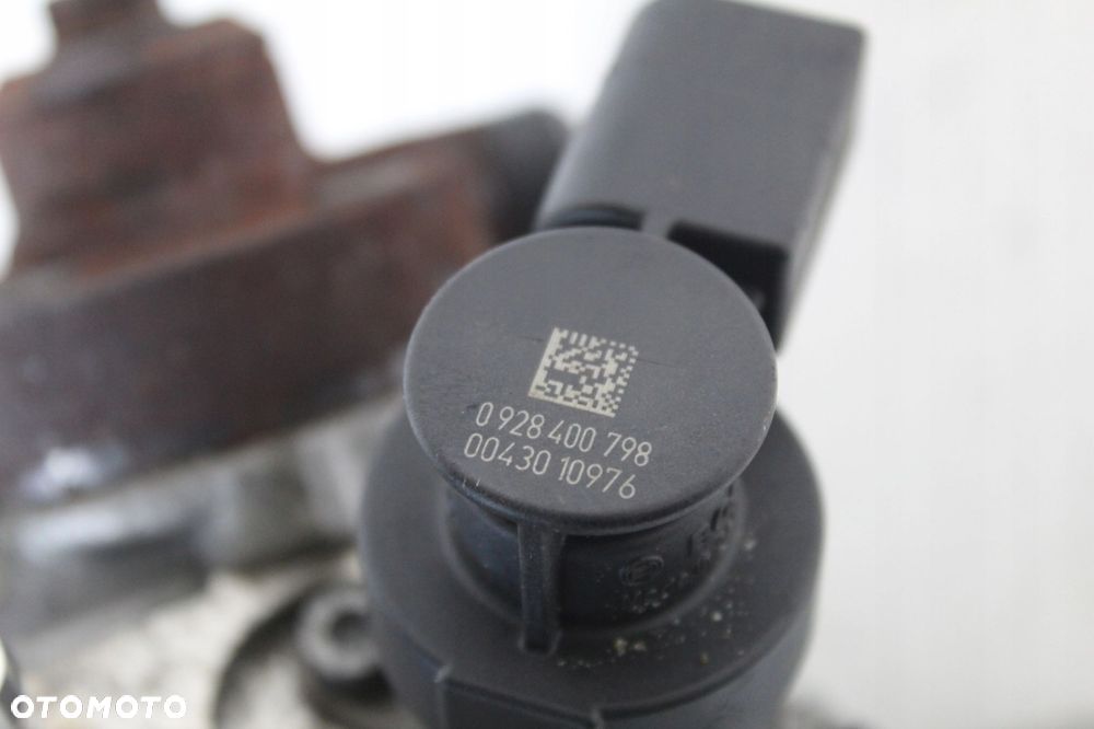 ZESTAW POMPA WTRYSKI LISTWA BMW E90 F10 F30 2.0D - 10