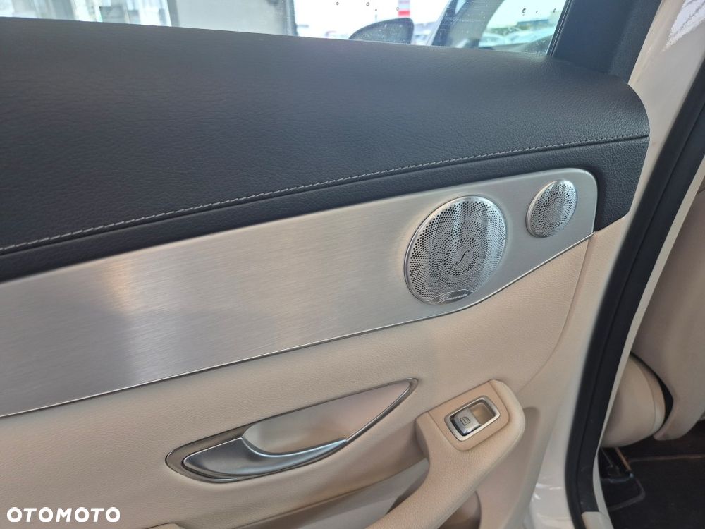 Mercedes-Benz GLC - 10