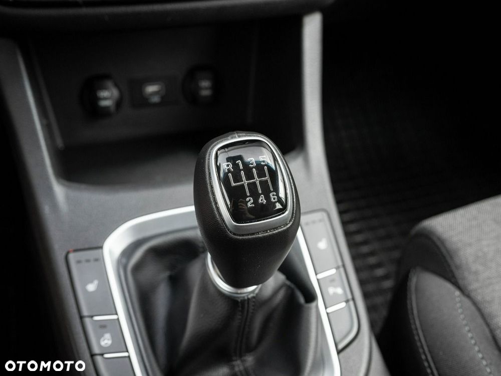 Hyundai i30 1.5 DPI Smart - 14