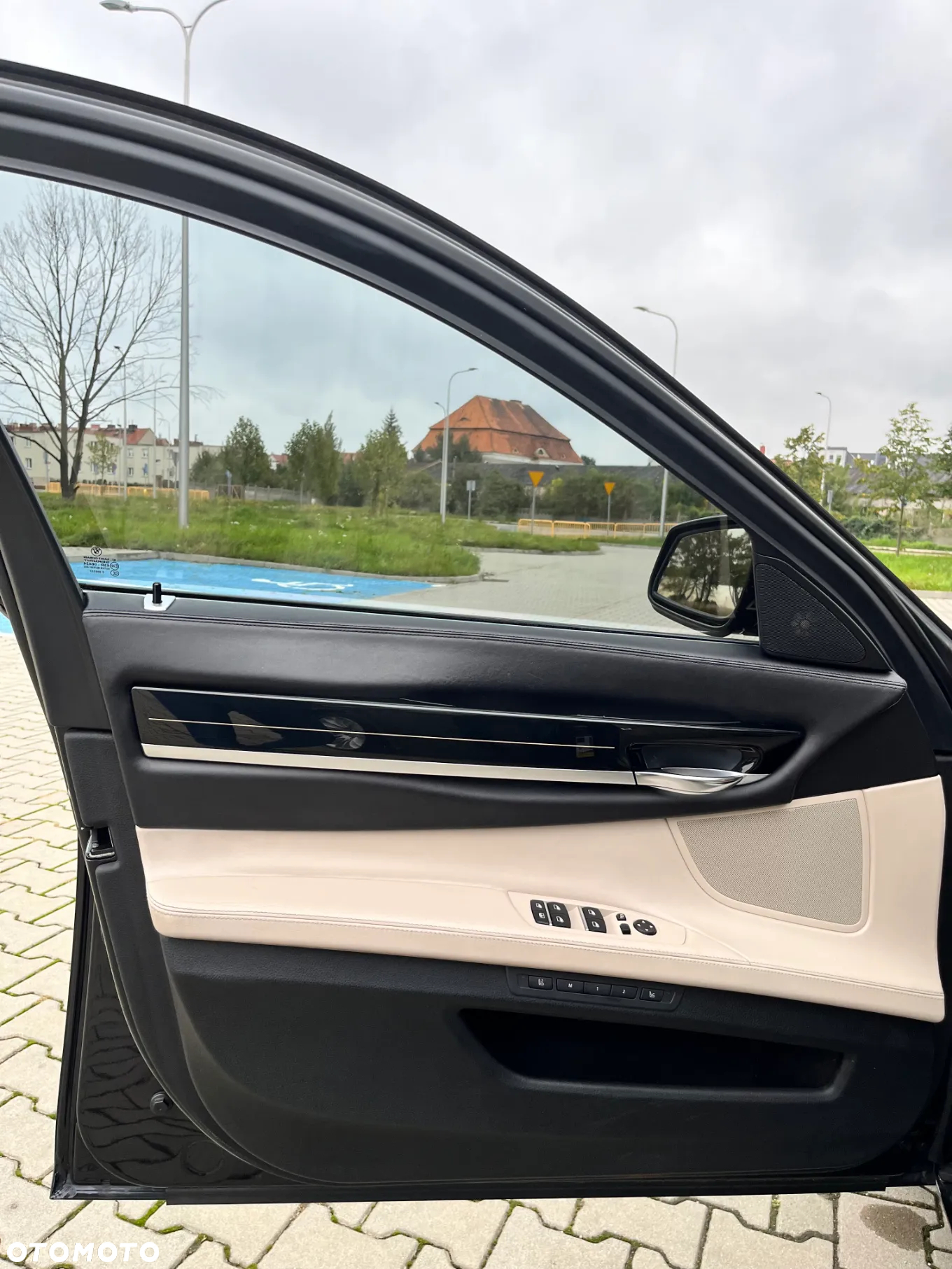 BMW Seria 7 760Li - 19