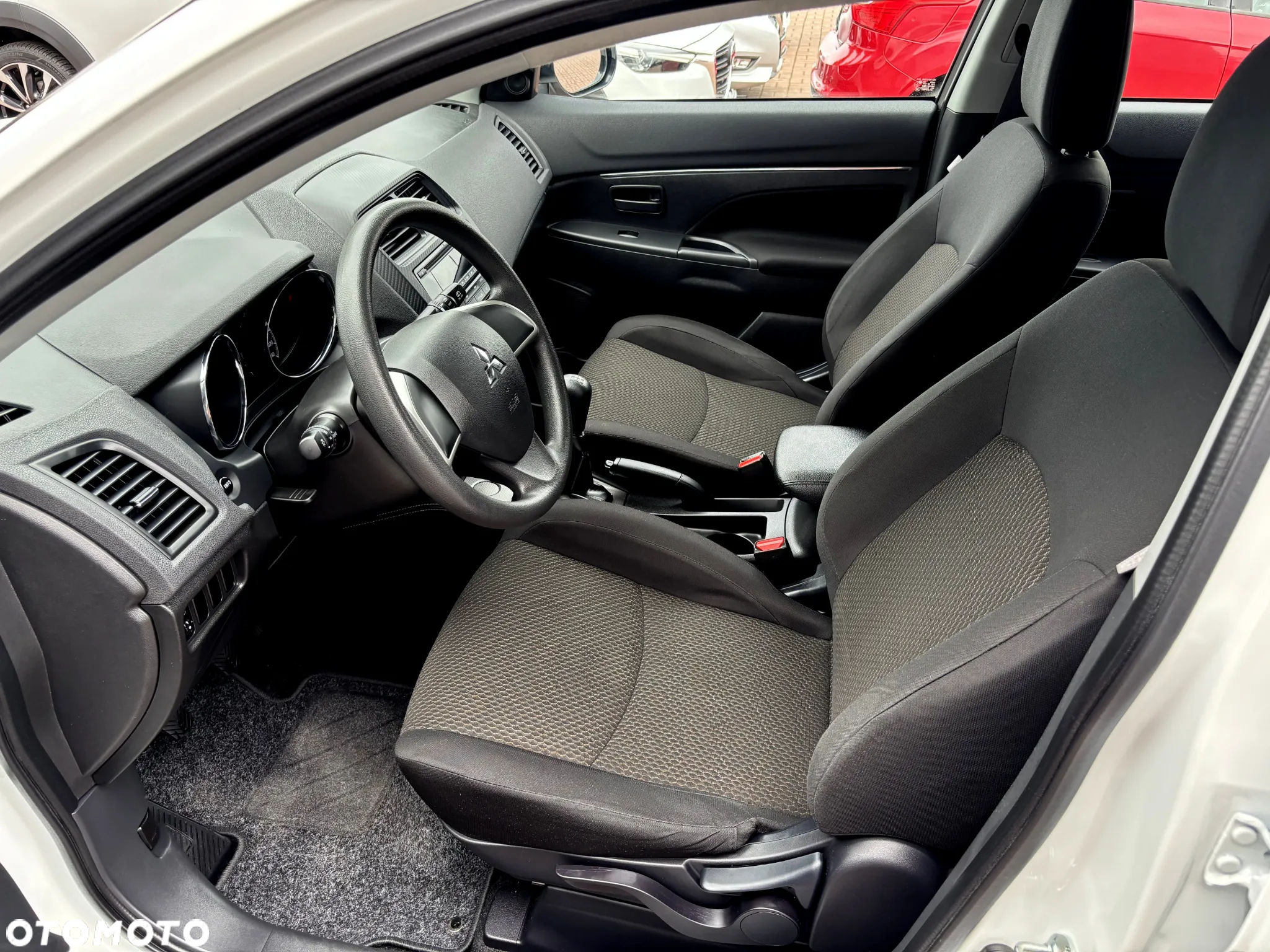 Mitsubishi ASX 1.6 ClearTec 2WD Basis - 12