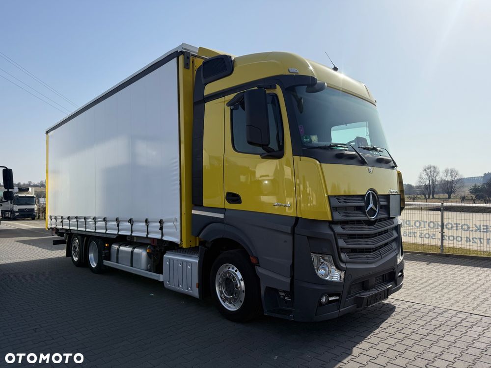 Mercedes-Benz Actros 2543 - 9