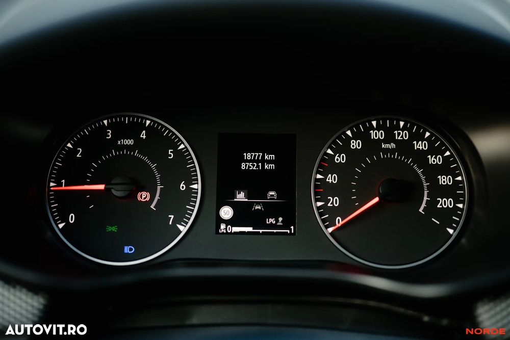 Dacia Logan TCe 90 MT6 Expression - 17