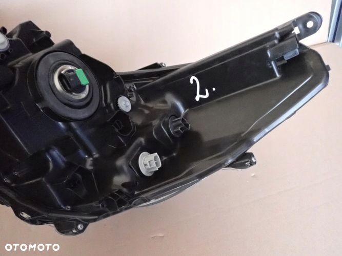 TOYOTA HILUX VIII LIFT 20- reflektor prawy lampa prawa 1EJ-923364-040 - 10