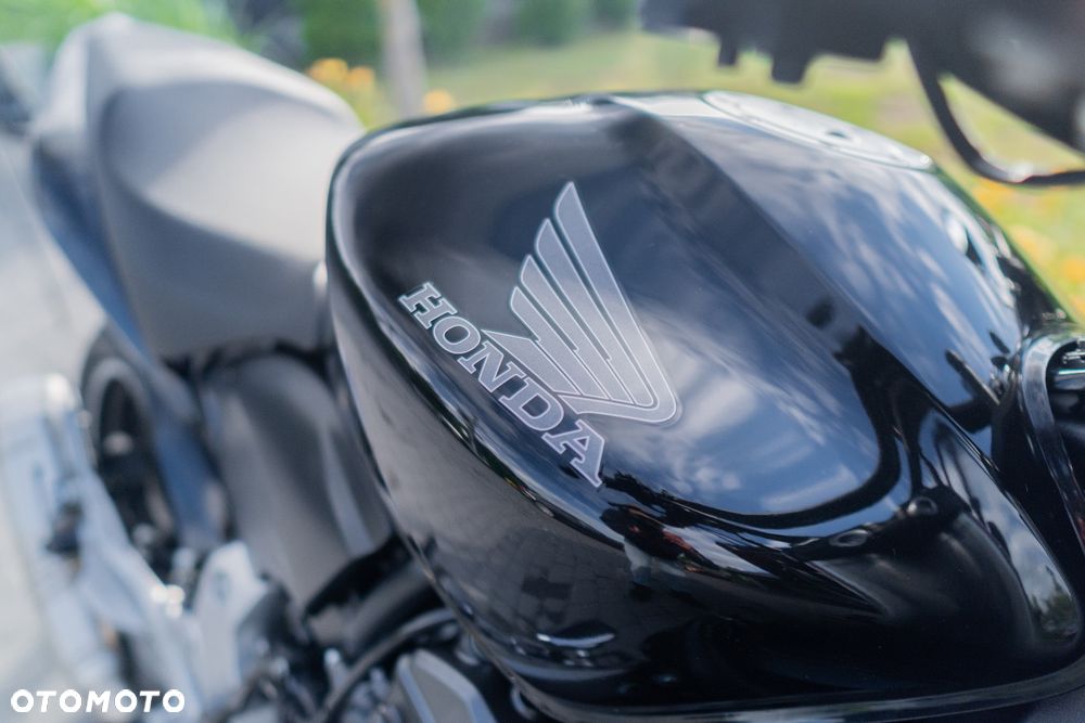 Honda Hornet - 20