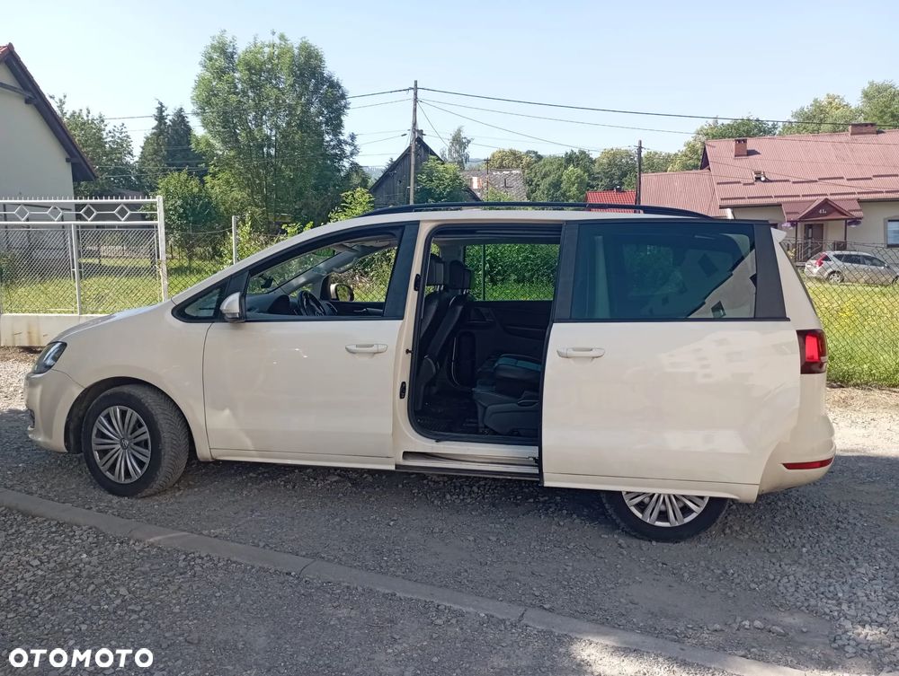 Volkswagen Sharan 2.0 TDI BMT Comfortline DSG - 4