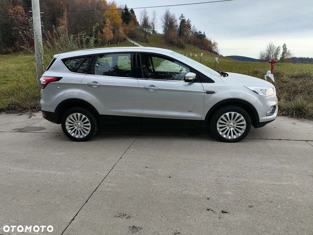 Ford Kuga 2.0 TDCi 4x4 Trend - 4