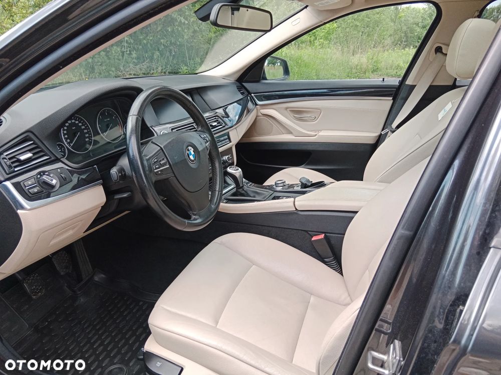 BMW Seria 5 520d - 8