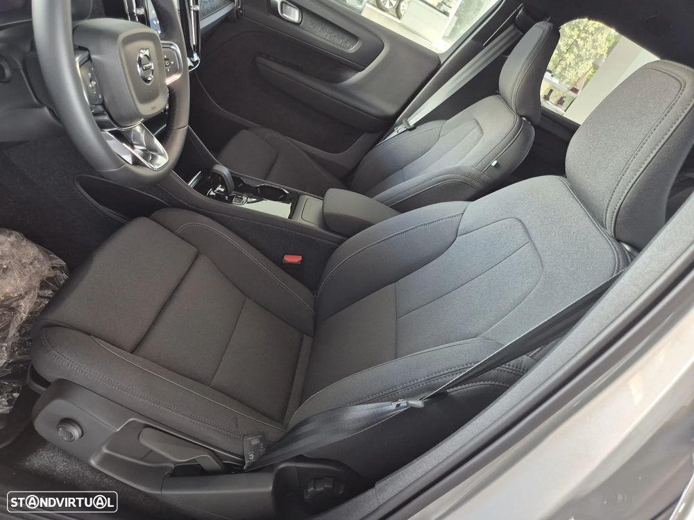 Volvo XC 40 Recharge Extended Range Plus - 17