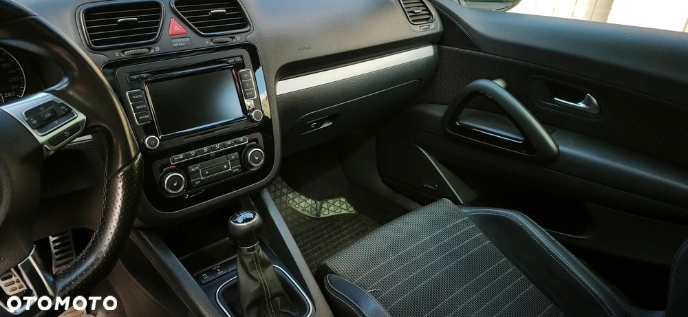 Volkswagen Scirocco - 11
