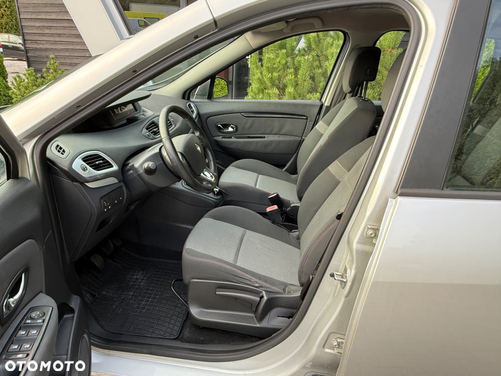 Renault Scenic - 10
