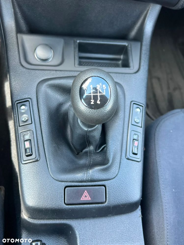 BMW Seria 3 316i - 21