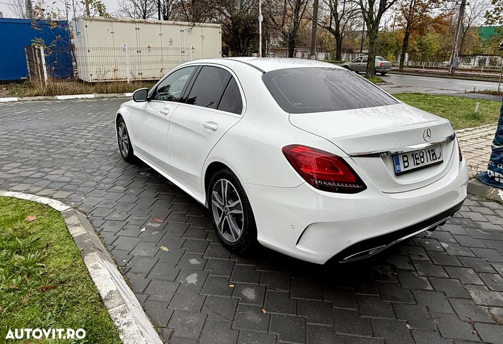 Mercedes-Benz C 220 d 9G-TRONIC AMG Line - 4