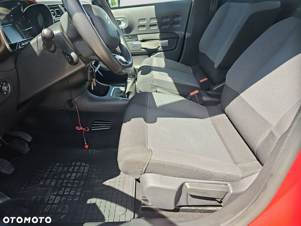 Citroën C3 1.2 PureTech Shine - 19