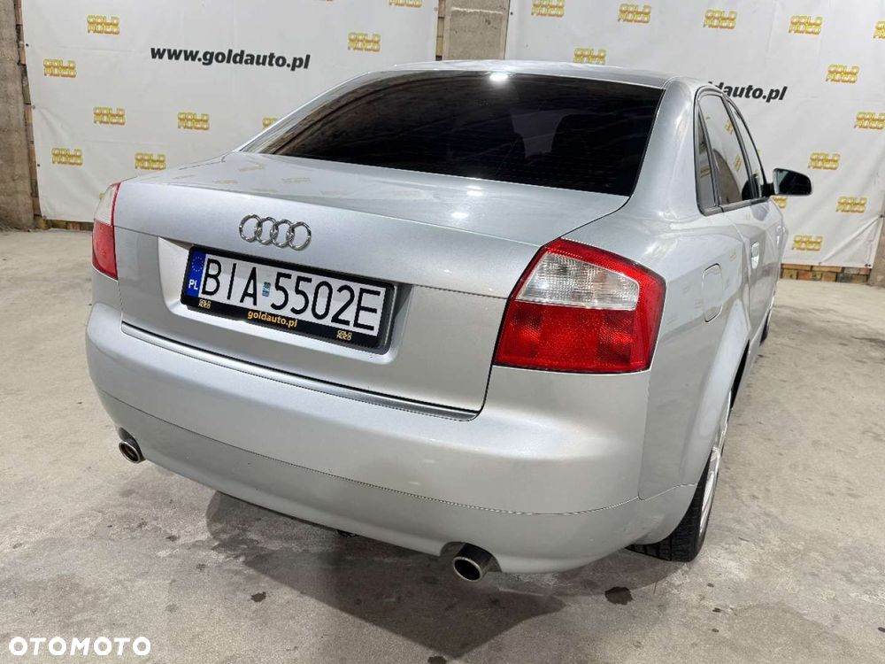 Audi A4 Limousine - 29