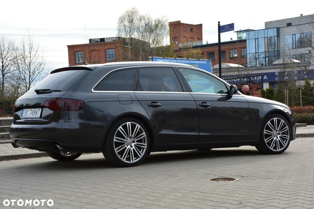 Audi A4 Avant 2.0 TFSI Attraction - 10