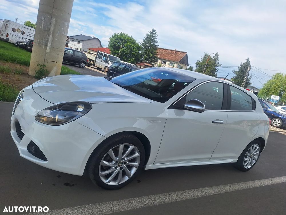 Alfa Romeo Giulietta 2.0 JTDM 16V - 3