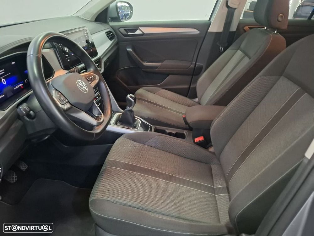 VW T-Roc 1.0 TSI Urban - 12