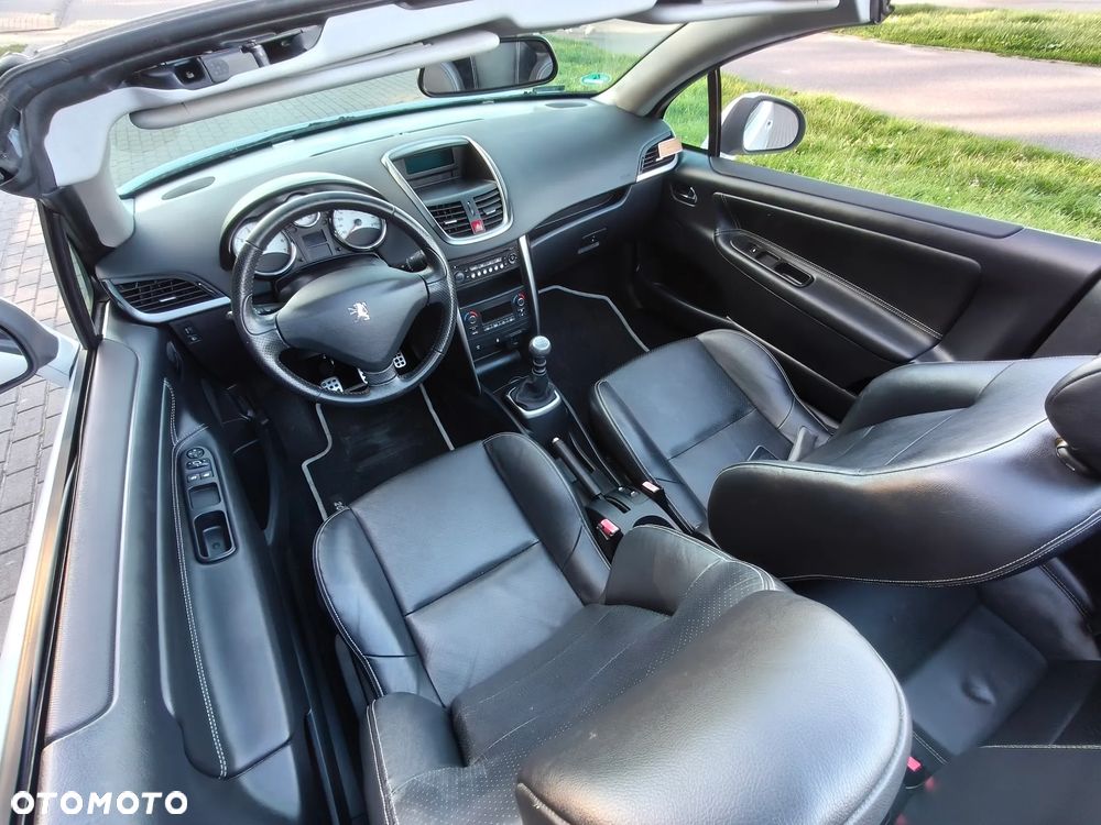 Peugeot 207 CC 155 THP Black&White Edition - 21