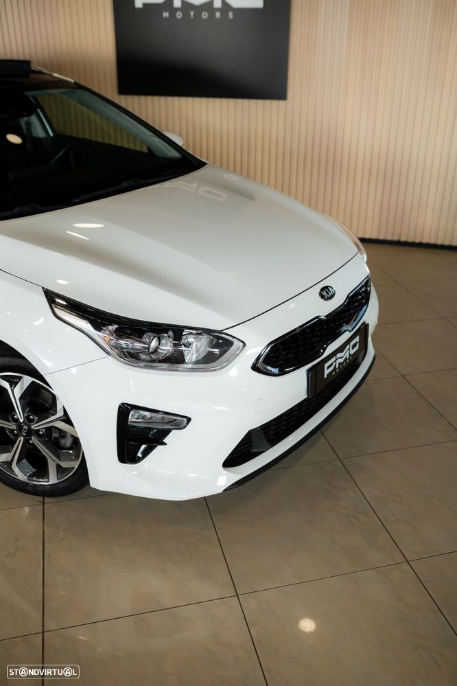 Kia Ceed SW 1.6 CRDi MHEV Dynamic - 12