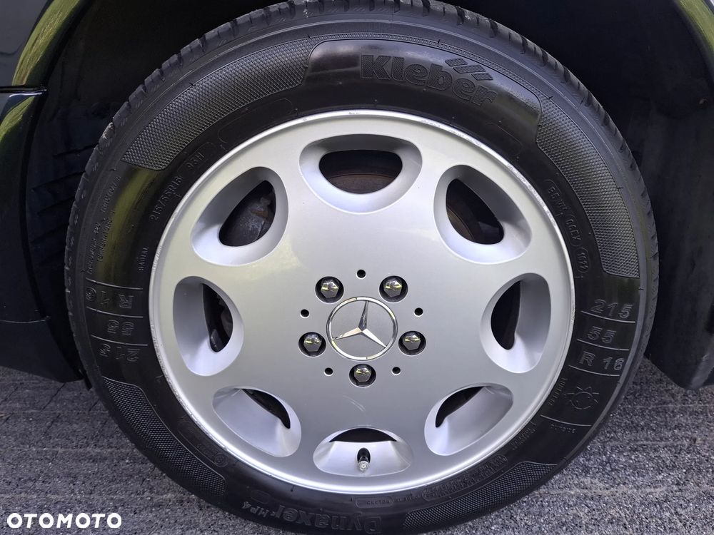 Mercedes-Benz Klasa E 280 4-Matic Elegance - 40