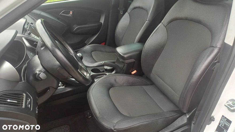 Hyundai ix35 - 24
