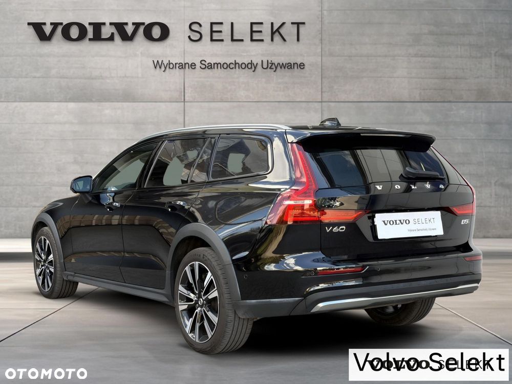 Volvo V60 Cross Country - 7