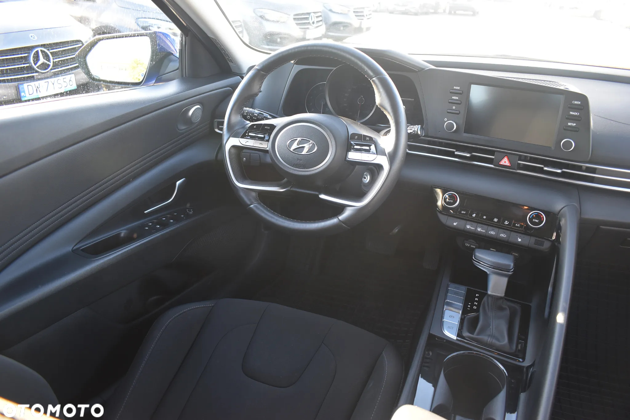 Hyundai Elantra 1.6 Smart CVT - 21