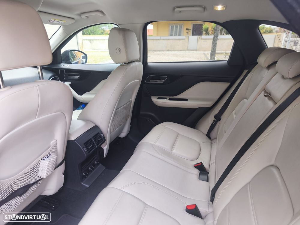 Jaguar F-Pace 20d AWD Aut. R-Sport - 7