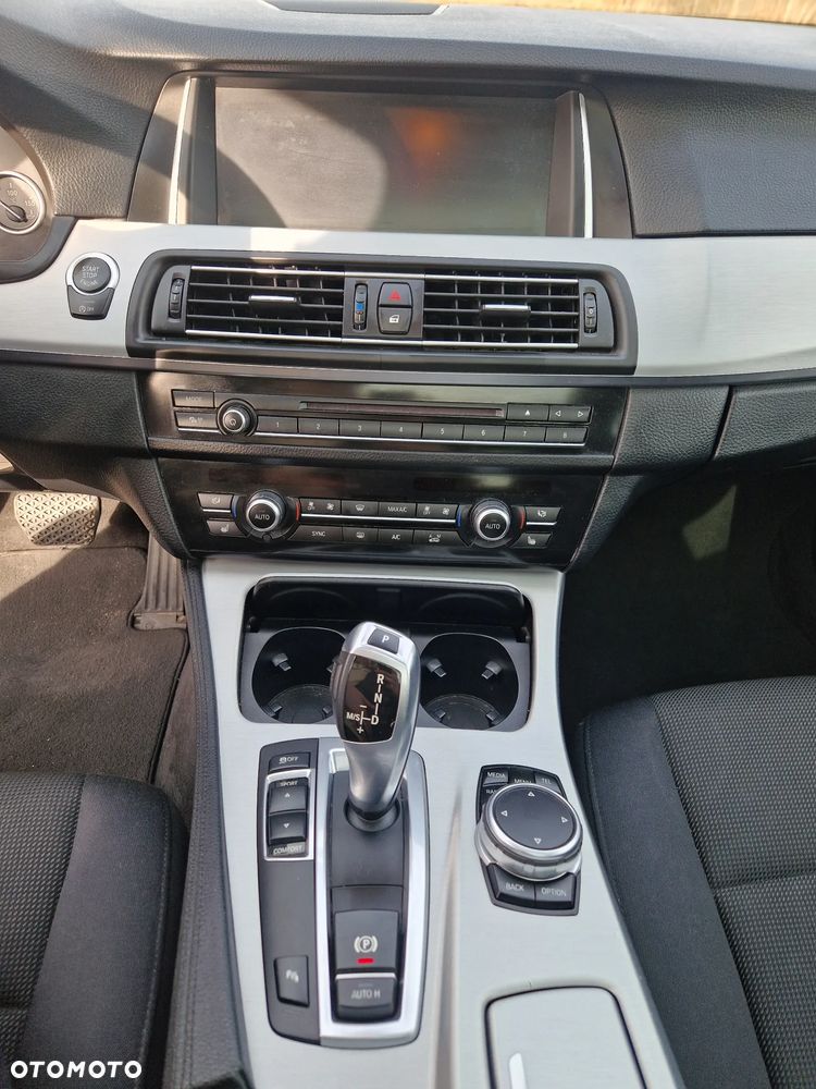 BMW Seria 5 520d Efficient Dynamics Edition - 19