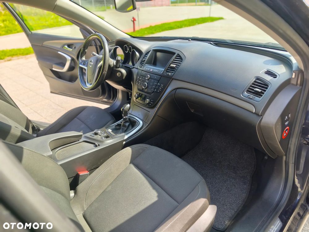 Opel Insignia 1.8 - 8