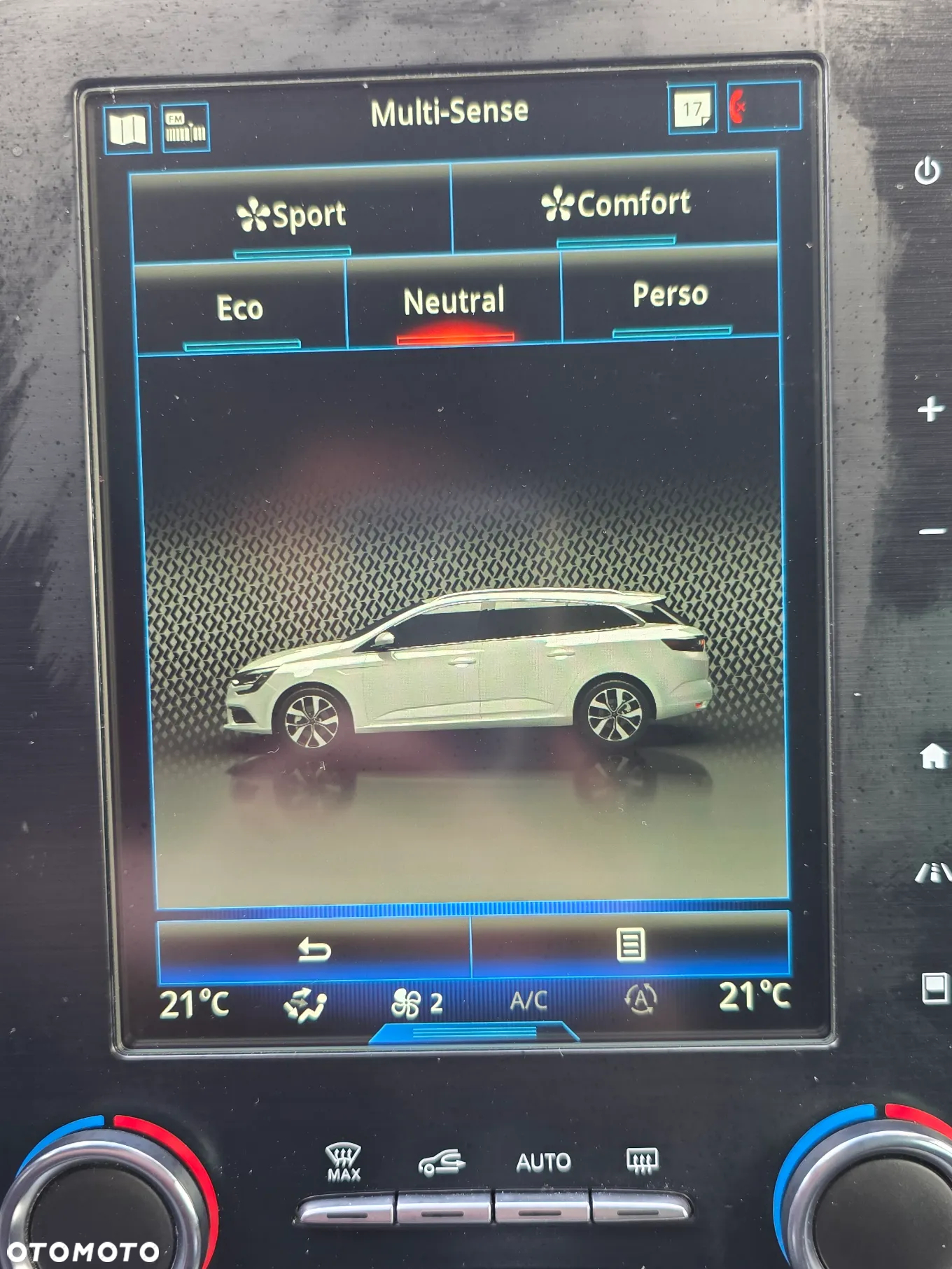 Renault Megane 1.3 TCe FAP Intens - 5