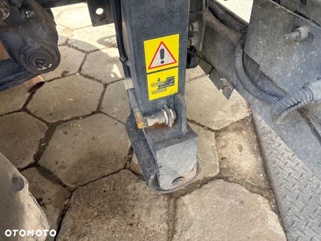 Mitsubishi Fuso Canter 7C15 Euro 6 śmieciarka - 10