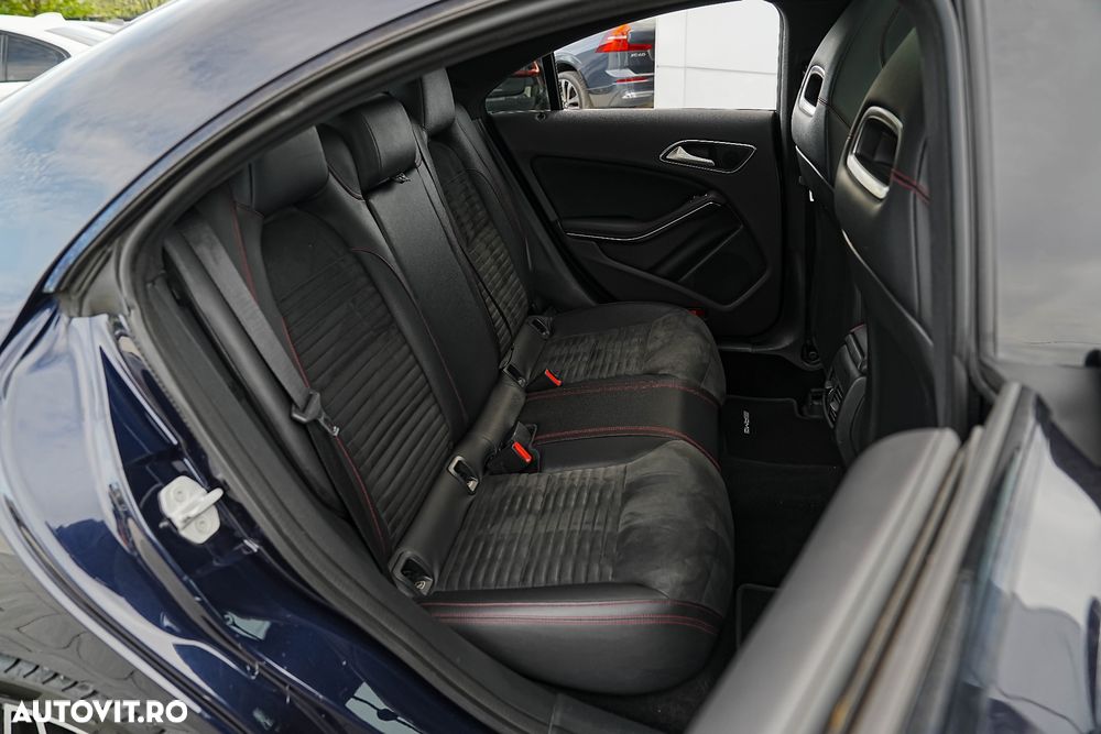 Mercedes-Benz CLA - 16